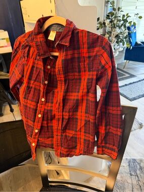 Kids Red Plaid Button-Front Shirt - Classic Flannel Style